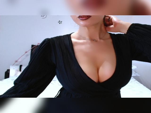 Adult chat with PlayfulAnna30: Exhibition