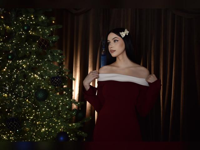 Why not cam2cam with LolaSprinkle