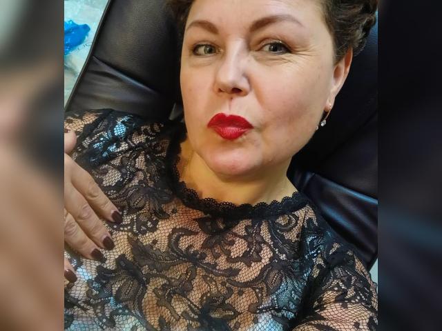 Adult chat with CrystalVibe: Travel