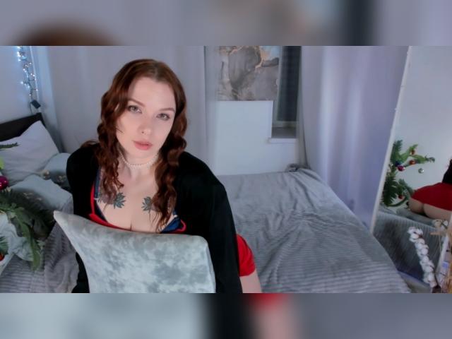 Adult chat with MiaShine: Legs, feet & shoes