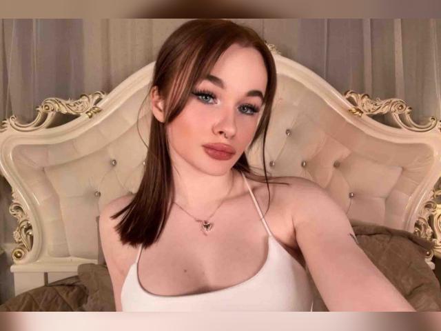 Connect with webcam model AbigailForland: Strip-tease