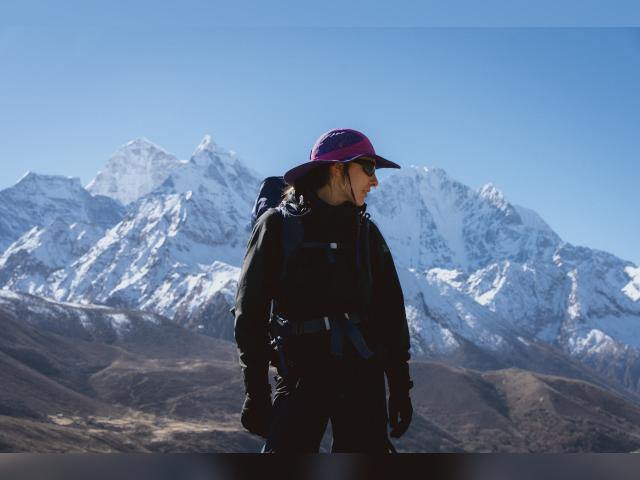 Welcome to cammodel profile for HaiHeelss: Travel