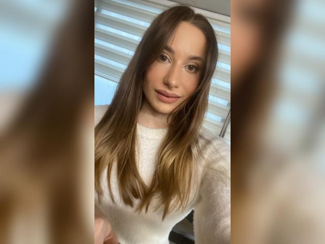 Adult chat with IrisSwain: Outfits