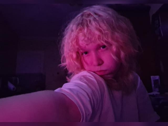 Adult chat with MollyHeel: Humor