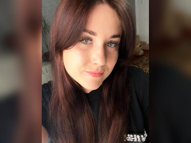 Adult chat with SunnySmile: Conversation