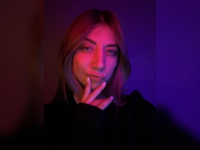 Adult chat with Jolie: Piercings & tattoos