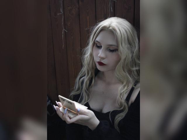 Why not cam2cam with PattyF77: Piercings & tattoos