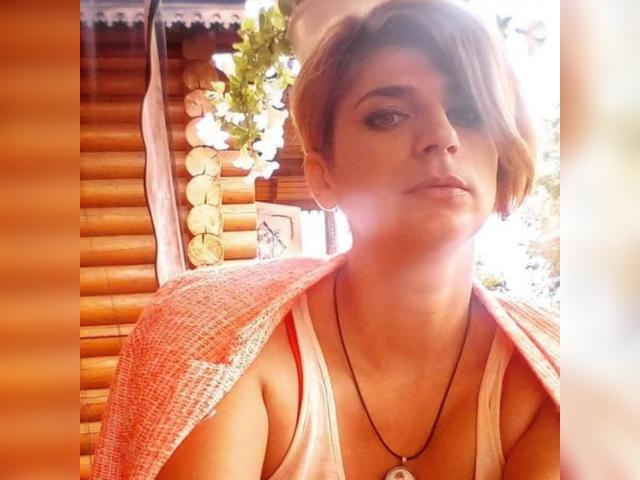 Webcam chat profile for Mia44: Movies/Cinema