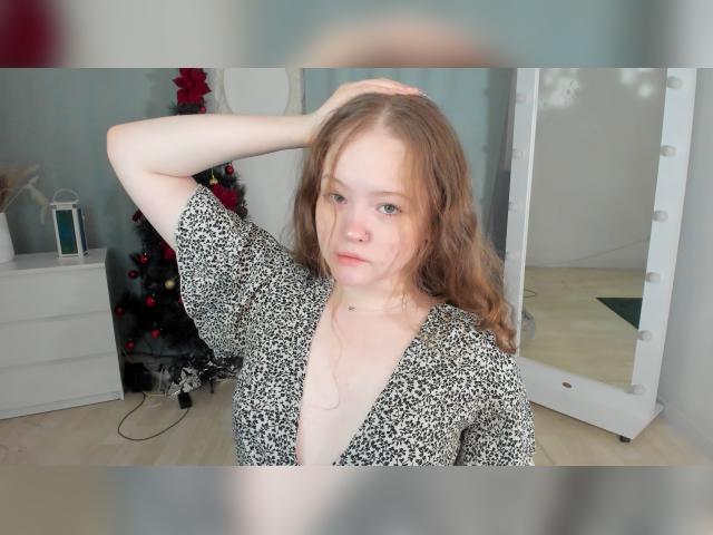 Adult chat with YenneferLitt: Nails