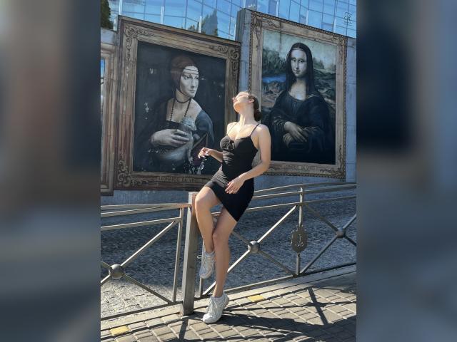 Adult chat with EnigmaEyes: Piercings & tattoos