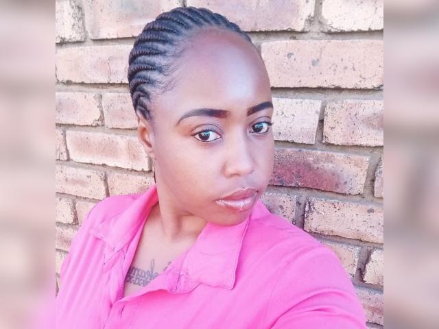 Adult chat with NattyTasha: Nipple play