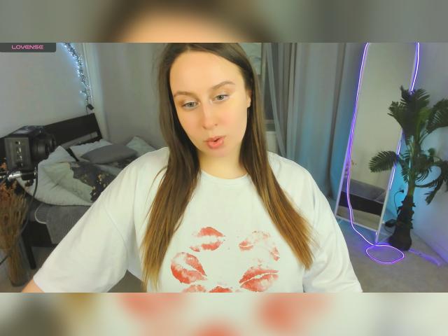 Welcome to cammodel profile for ViLattea: Leather