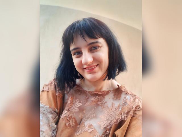 Connect with webcam model JoyfulBrunette: Travel