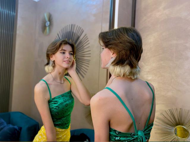 Adult chat with MistyW89: Outfits