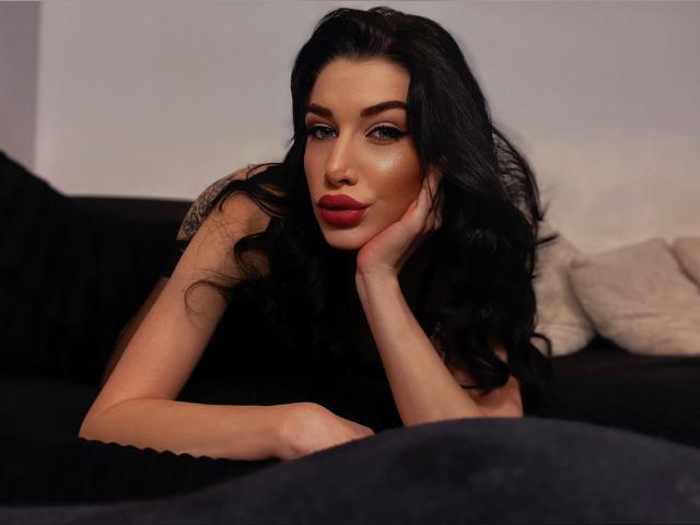 Welcome to cammodel profile for GoddessBlaze: Latex & rubber