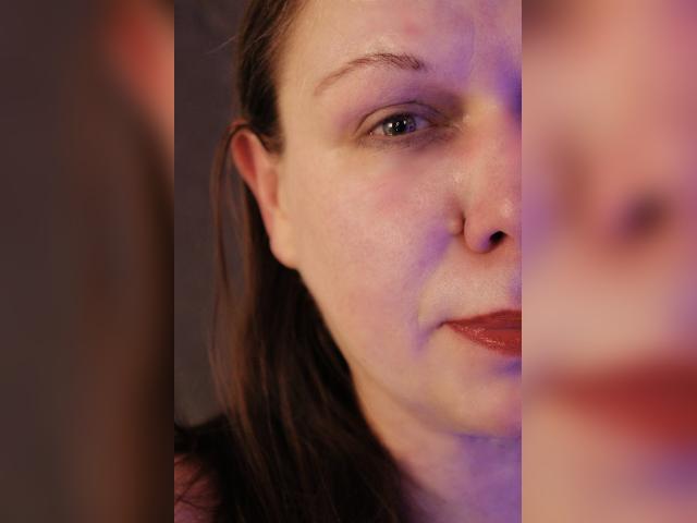 Welcome to cammodel profile for KellyPerfection: Exhibition