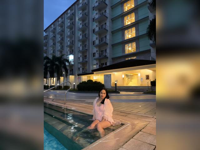 Adult chat with AmaraHugeCock: Exhibition