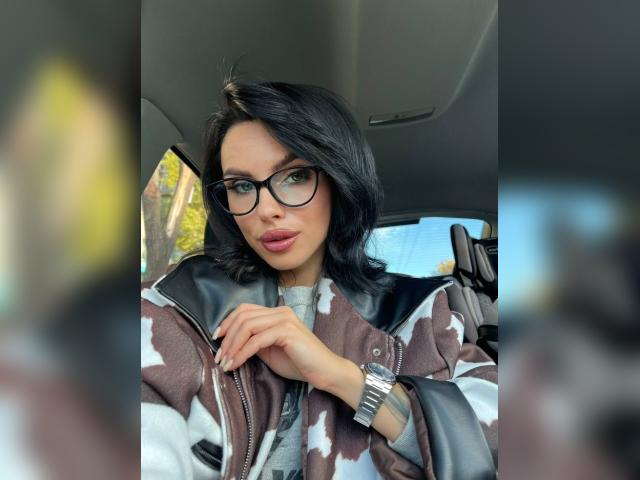 Why not cam2cam with Stefania1