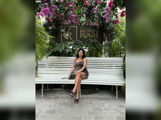 Adult chat with SweetChery