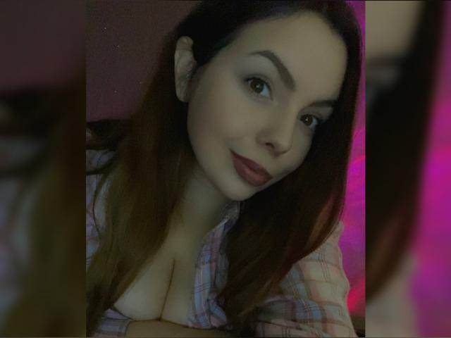 Welcome to cammodel profile for Veronica27