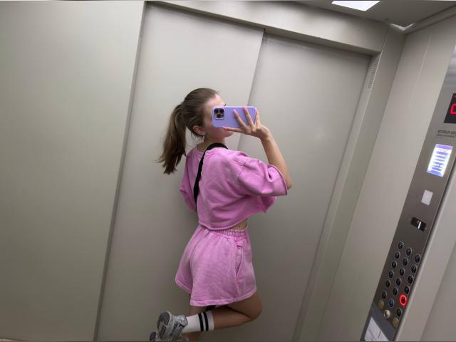 Welcome to cammodel profile for AngelBoo: Cooking