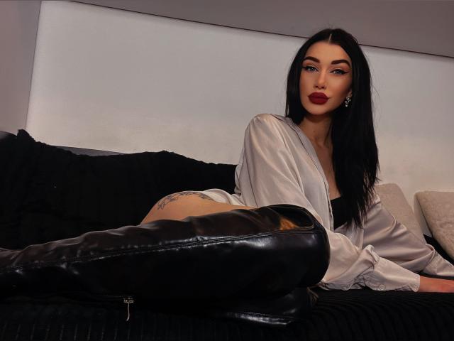 Welcome to cammodel profile for GoddessBlaze: Latex & rubber