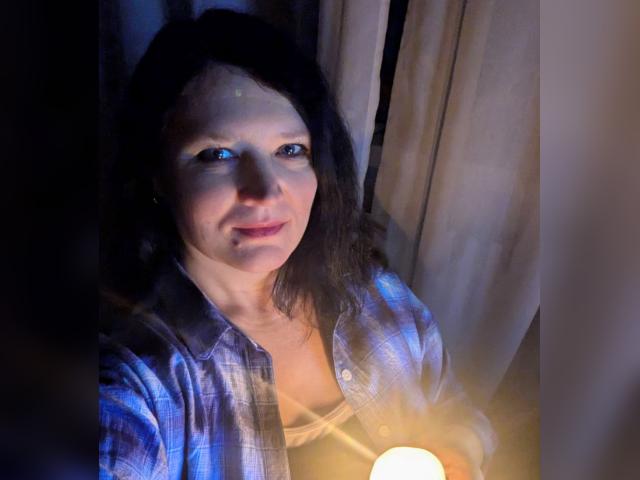 Welcome to cammodel profile for BeckyRose: Dancing