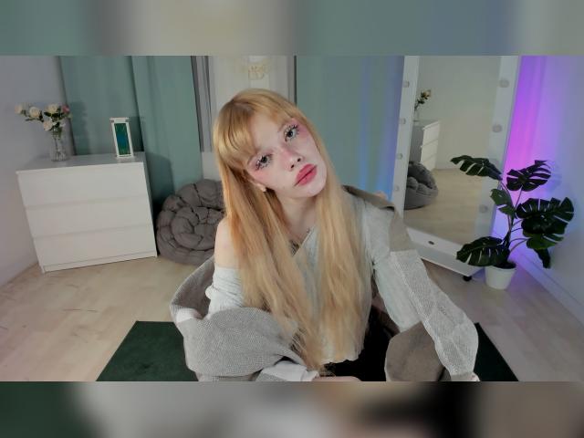 Why not cam2cam with SweetMell: Lingerie & stockings