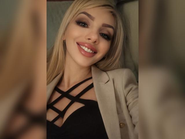 Welcome to cammodel profile for MargoLin8643: Smoking