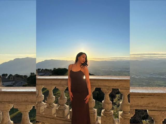 Why not cam2cam with tastyMango: Travel