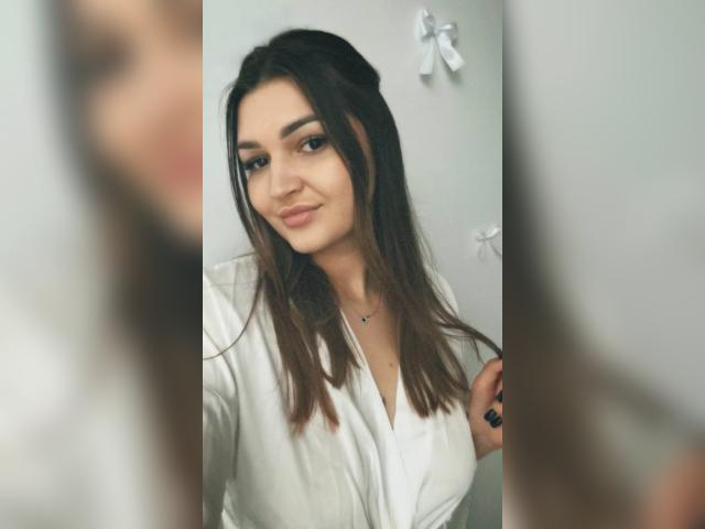 Adult chat with Viola