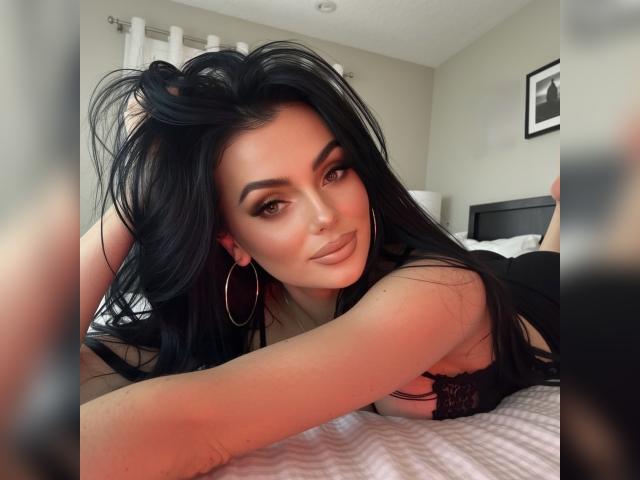 Welcome to cammodel profile for IraStarlight: Travel