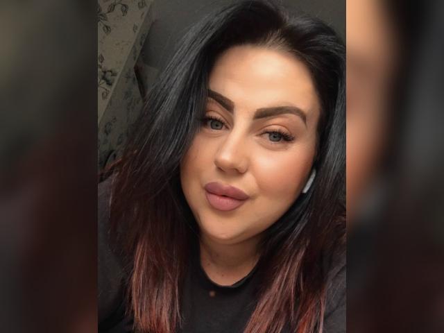 Welcome to cammodel profile for MyraKelly: Lingerie & stockings