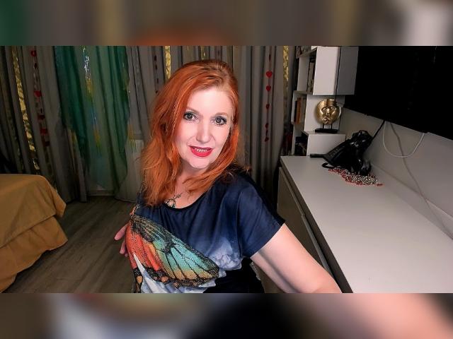 Welcome to cammodel profile for AlmazFireFoxOne: Leather