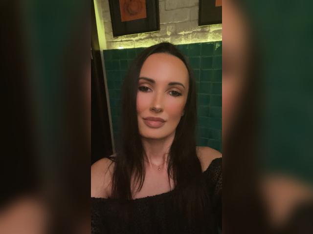 Adult webcam chat with Lillithme: Lingerie & stockings