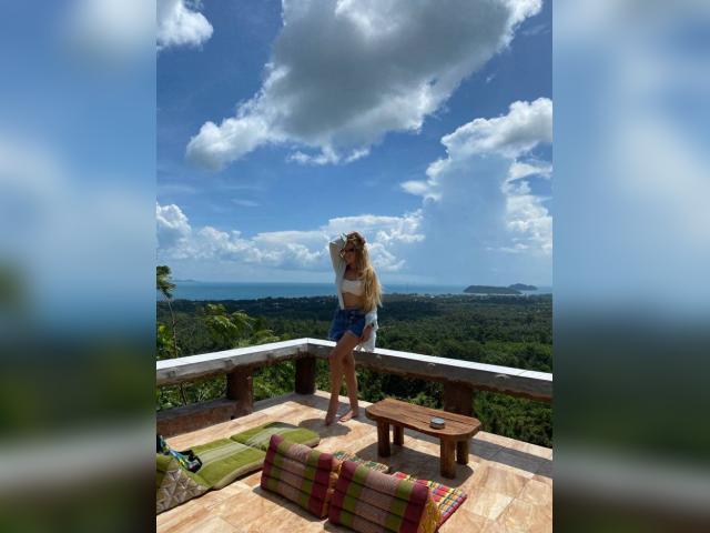 Adult chat with Roses1