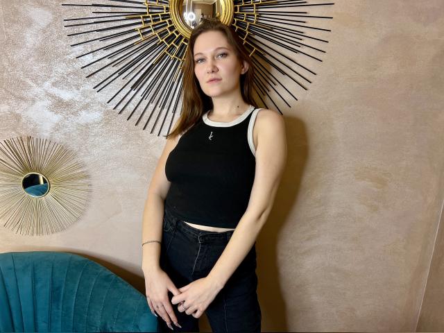 Welcome to cammodel profile for MadelinS56: Smoking