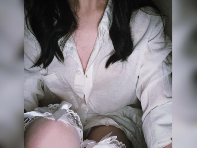 Adult chat with MiuMiu08: Nails