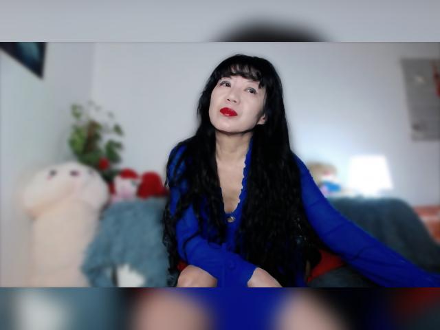 Welcome to cammodel profile for GorgeousKorean: Leather