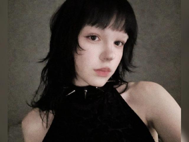 Welcome to cammodel profile for KamillaMur: Photography