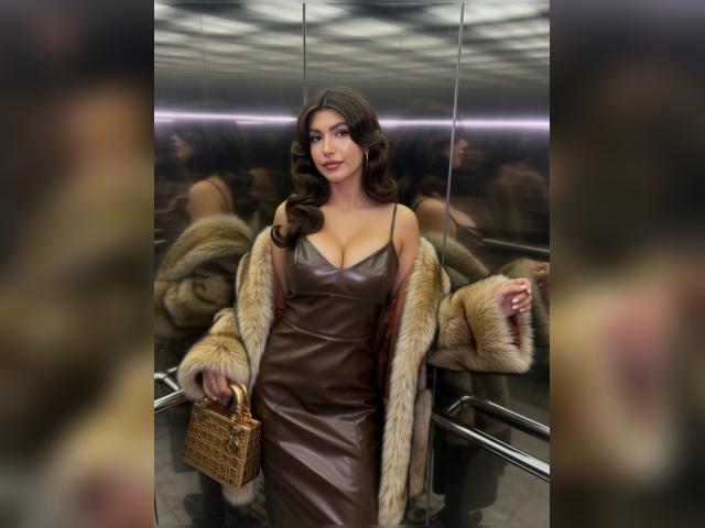 Why not cam2cam with 00MamaRika: Ask about my other interests