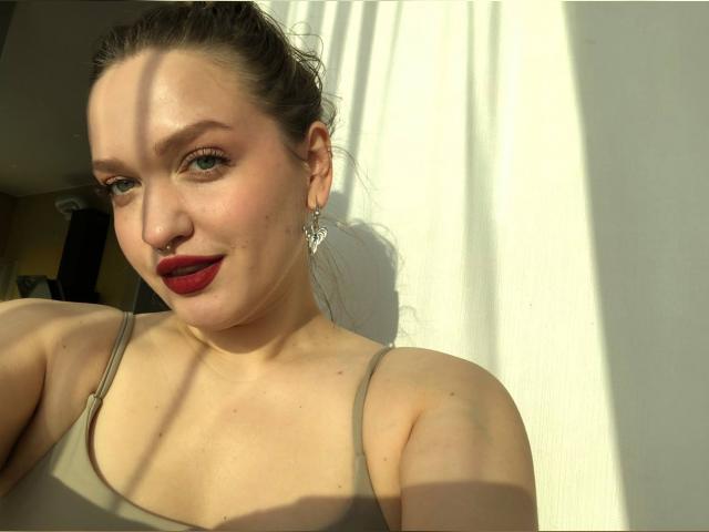 Why not cam2cam with JennyGo: Travel