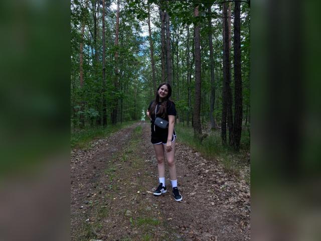 Why not cam2cam with FlowerGirl18: Movies/Cinema