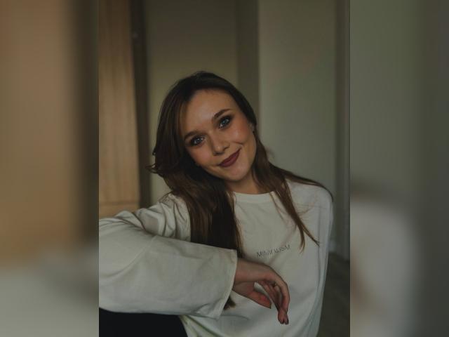 Why not cam2cam with SunnyAlicia24