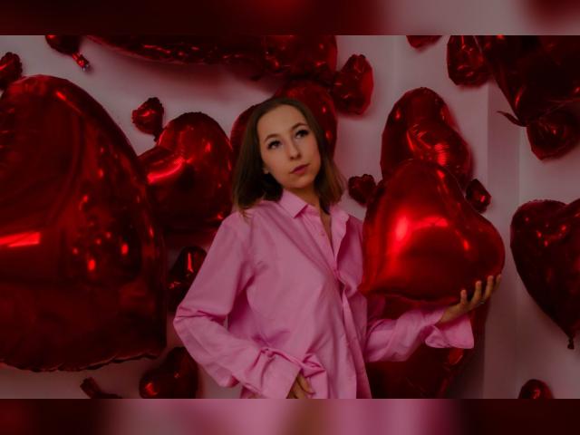 Adult chat with Luna21