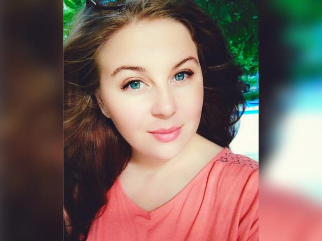 Adult chat with MiellaFlame: Travel