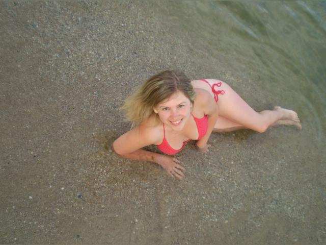 Adult chat with SunnyBlondie: Conversation