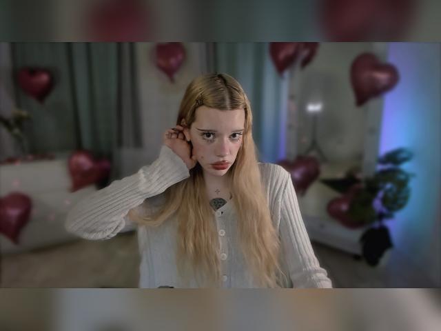 Welcome to cammodel profile for SweetMell: Latex & rubber