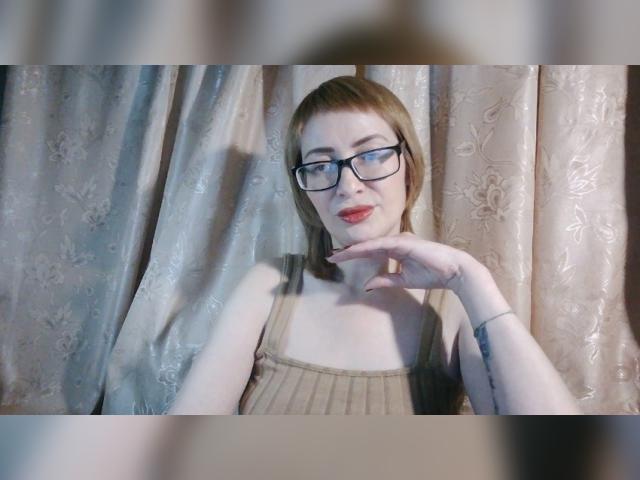 Adult webcam chat with Sanbeam: Glasses