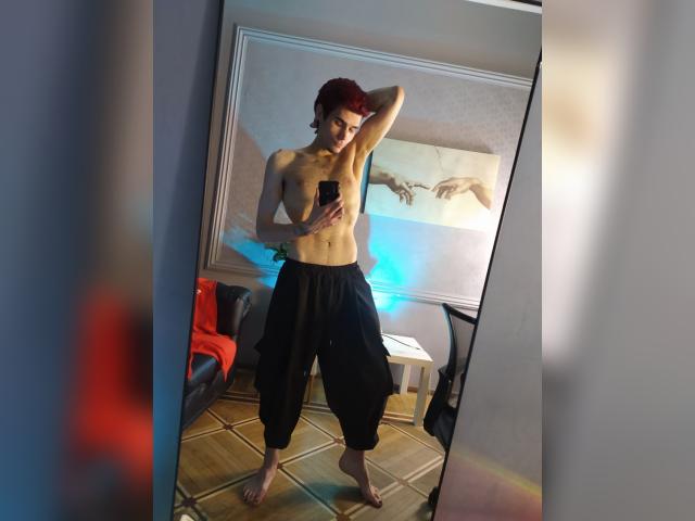 Why not cam2cam with TrevorThomson: Strip-tease